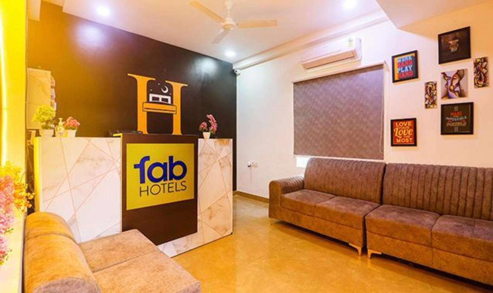 Fabexpress The Dream Elite - Nr Golconda Fort, Manikonda Hyderabad Exteriör bild